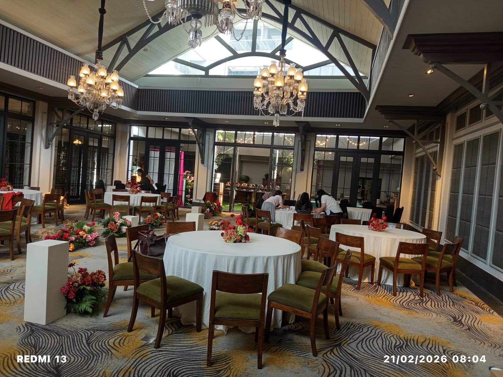 Butuh Cepat Sewa Meja dan Kursi Terdekat 24 Jam Terpercaya