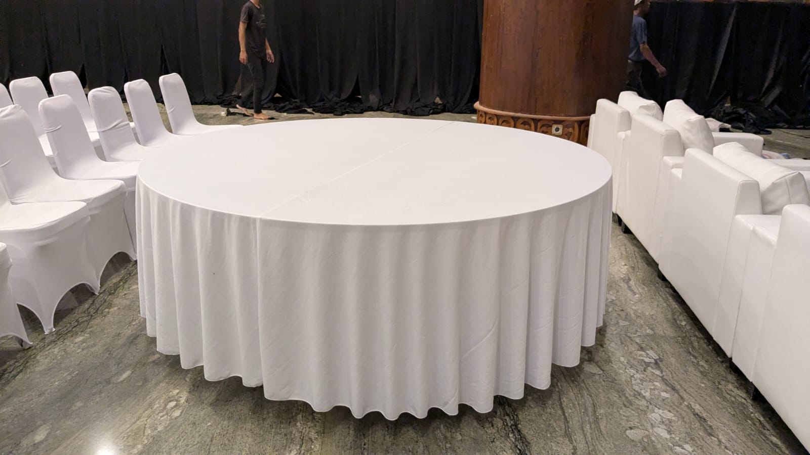 Sewa Roundtable Kebayoran Lama Jakarta Selatan Mulai 25Rb – Ready 100+ Unit untuk Wedding & Event