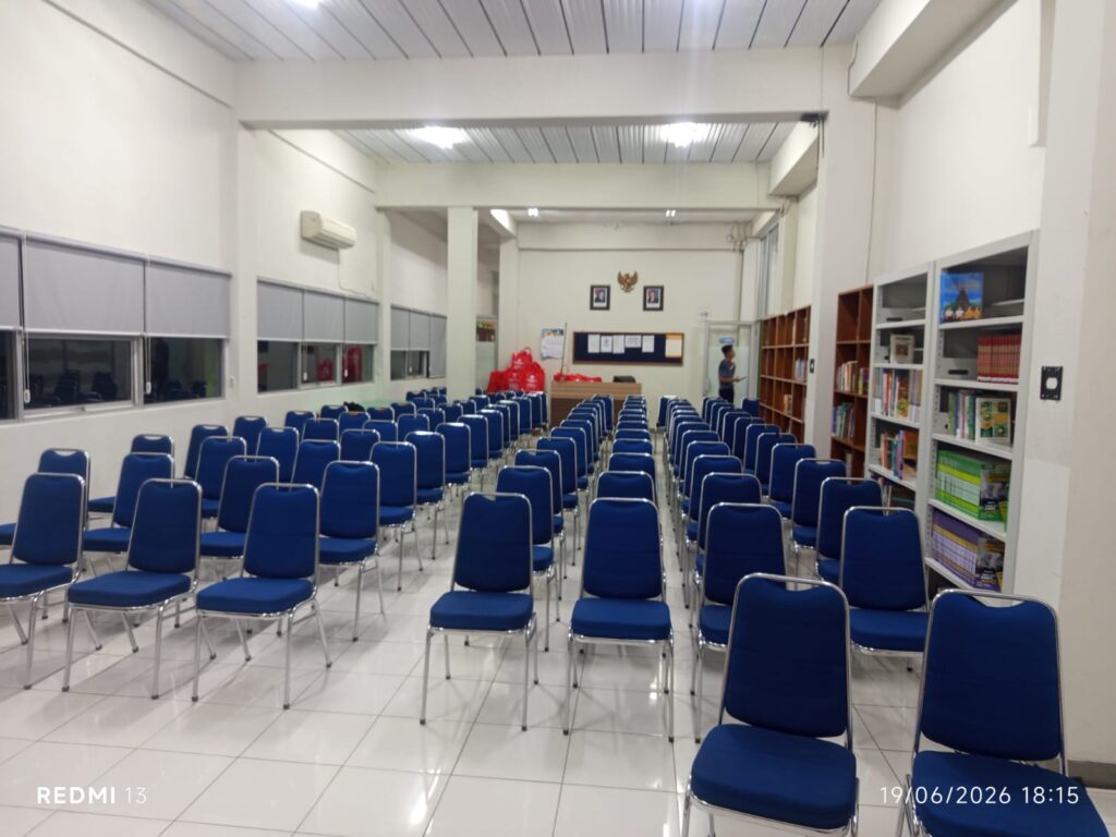 Sewa Kursi Acara Pasar Minggu